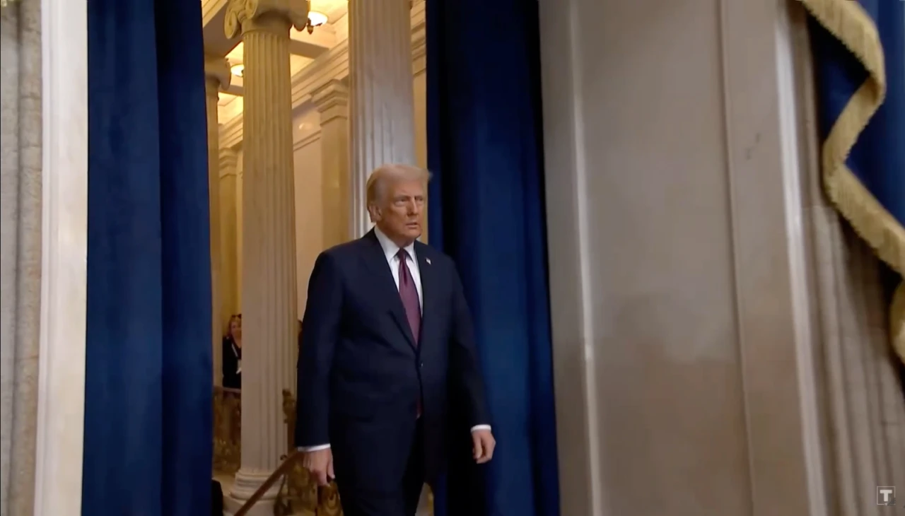 Donald Trump, ikinci başkanlık dönemine resmen başladı: Kongre'deki törende yemin etti.