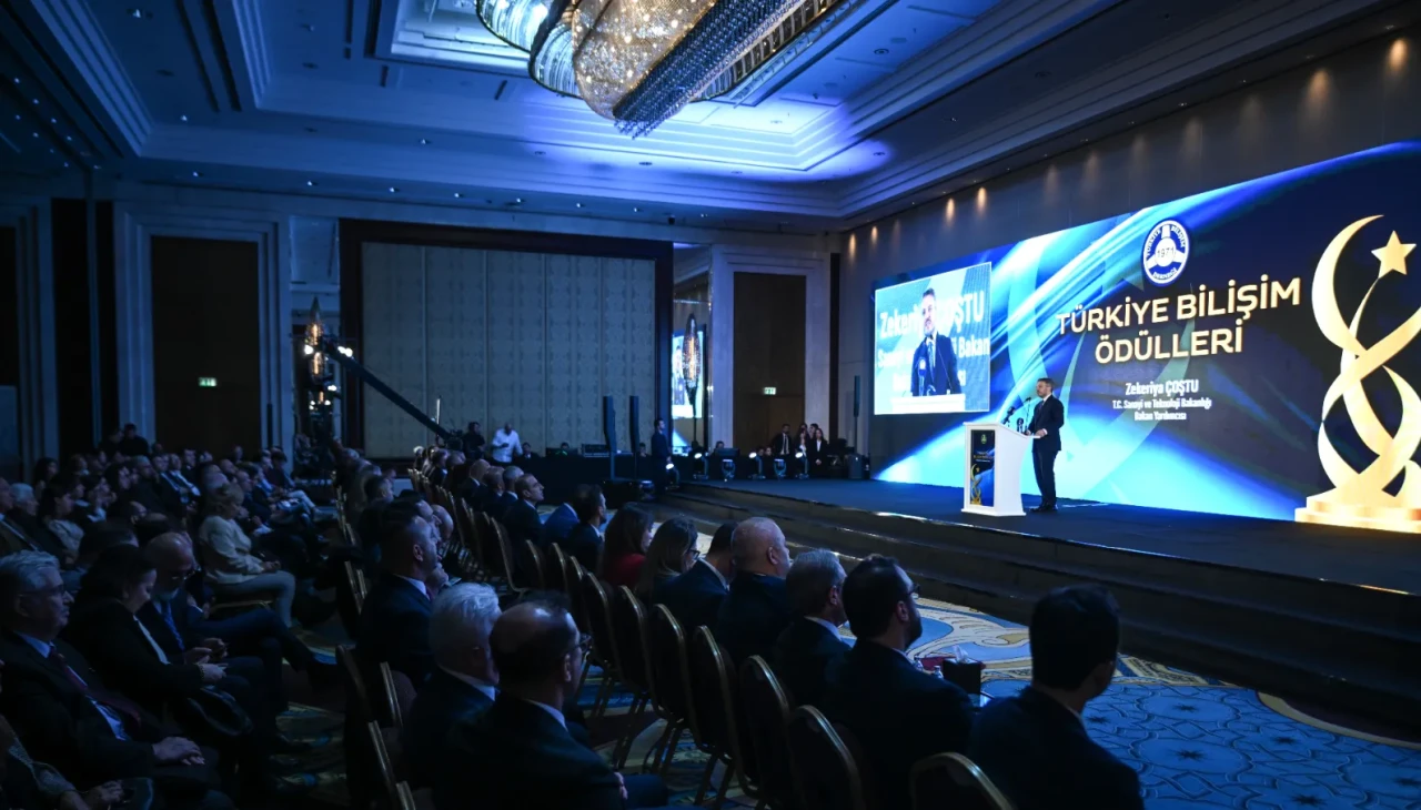 Türkiye Bilişim Ödülleri 2025'te kazananlar açıklandı