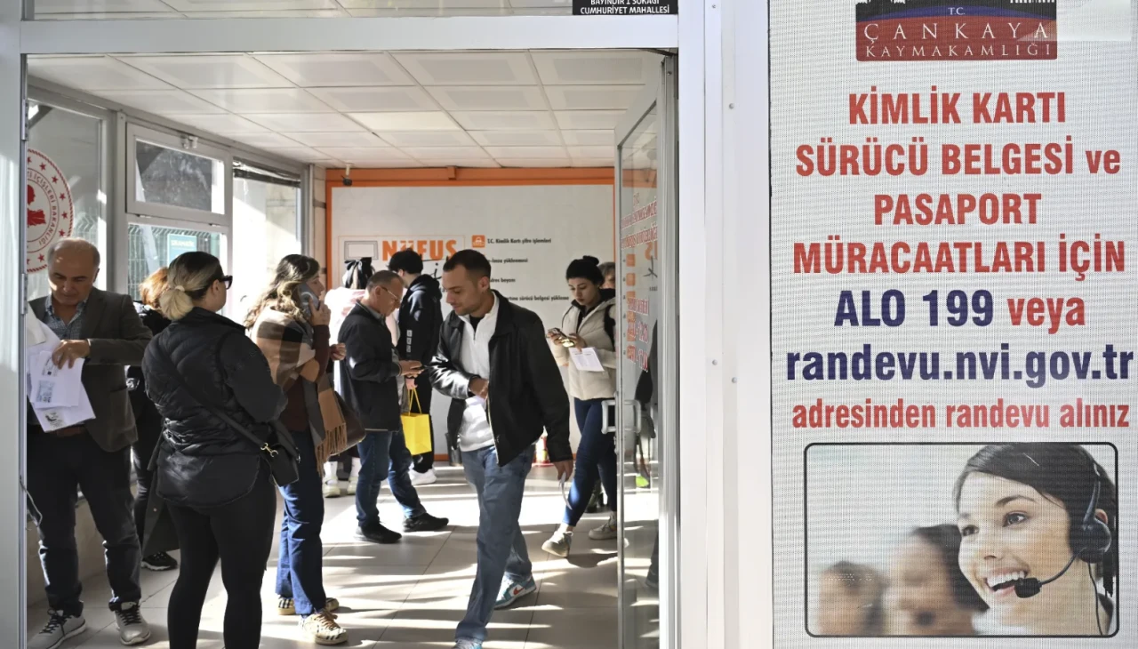 Eski tip ehliyetlerde son gün! Yenileme ücreti 7 bin 438 lira 60 kuruş