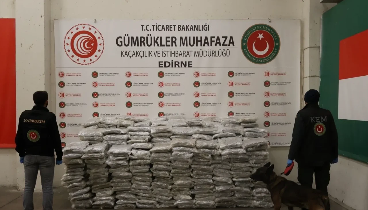Edirne'de dev uyuşturucu operasyonu: 524 kilo madde ele geçirildi