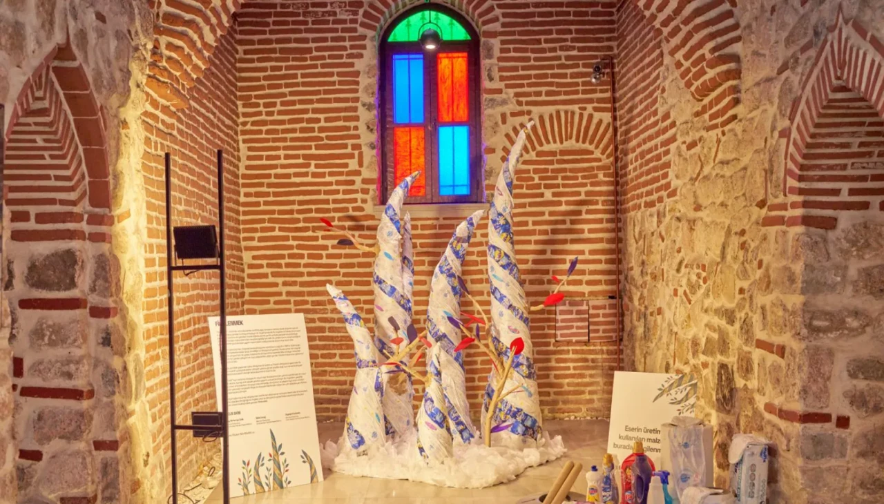 Sanatta Hayat Var II: 48 sanatçıdan 100 eser ve sürdürülebilirlik teması