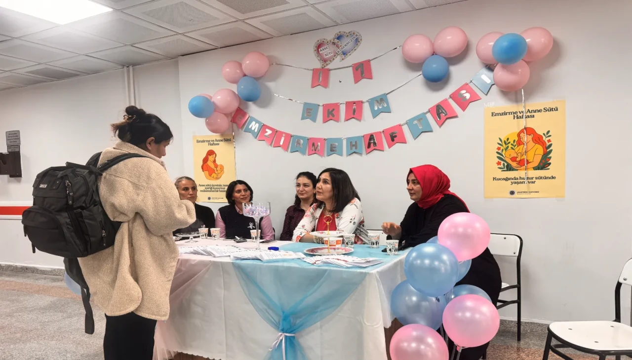 Erzurum'da Emzirme Haftası: Anne sütünün mucizevi faydaları anlatıldı
