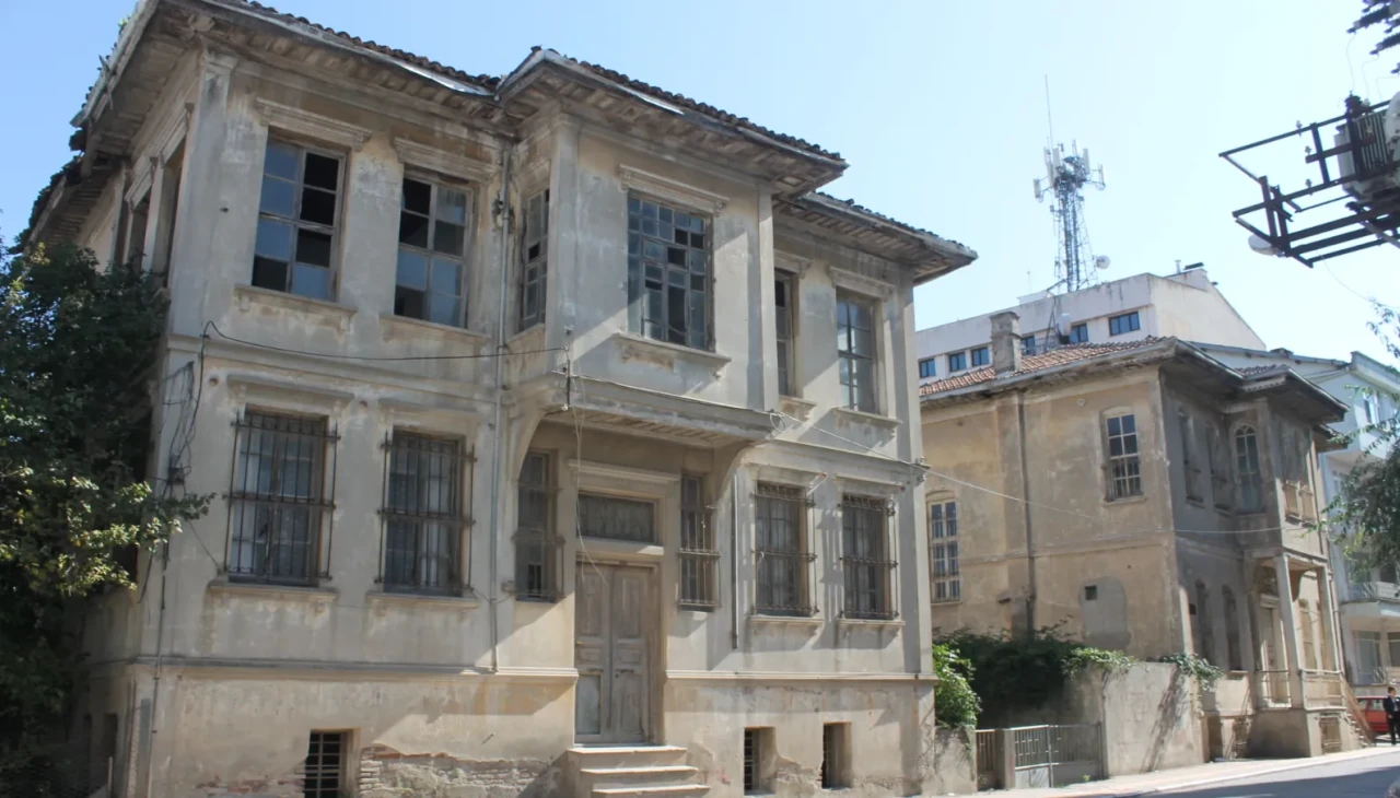 Samsun Bafra’da iki tarihi bina yeniden hayat buluyor