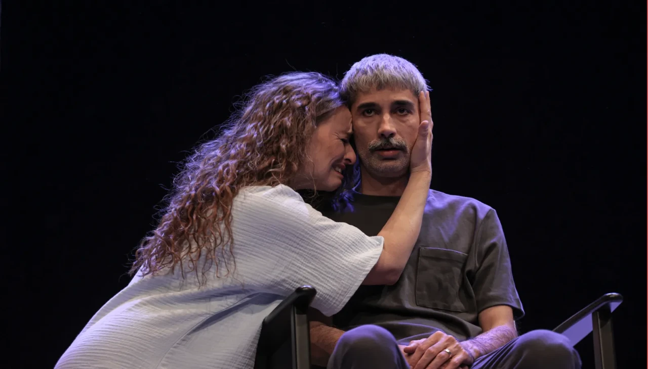 Ayşe Kulin’in romanı sahnede: Bursa’da Sevdalinka ile hüzünlü buluşma