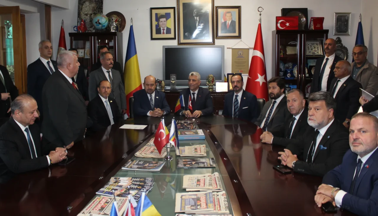 Bakan Bolat Bükreş'te: Türkiye-Romanya Ticaret Hedefi 20 Milyar Dolar