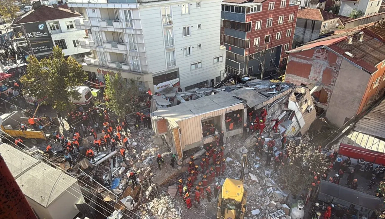Gebze’de bina çöktü: AFAD ve kurtarma ekipleri seferber oldu