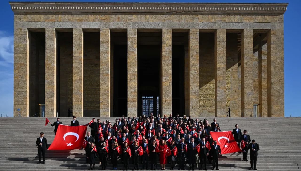 Cumhurbaşkanlığı Senfoni Orkestrası 200. yılını Anıtkabir’de kutladı