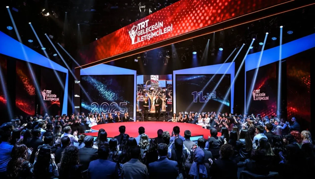 Geleceğin İletişimcileri Yarışması'nda ödüller sahiplerini buldu