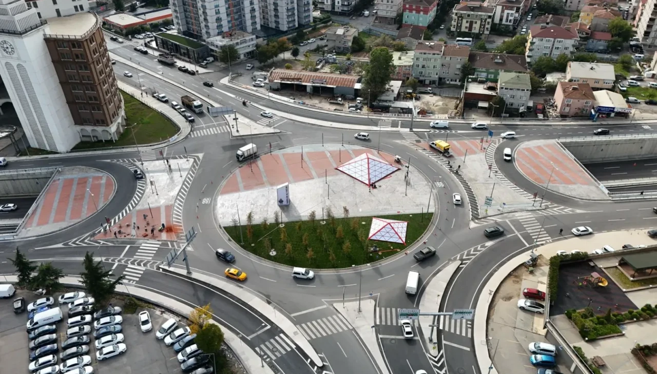 İBB’den trafik rahatlatacak yatırım: Yenidoğan Kavşağı açıldı
