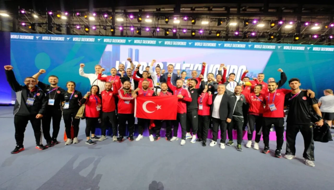 Türk Tekvando Takımından tarihi zafer: 3 altın, 2 gümüş, 1 bronzla dünya zirvesinde
