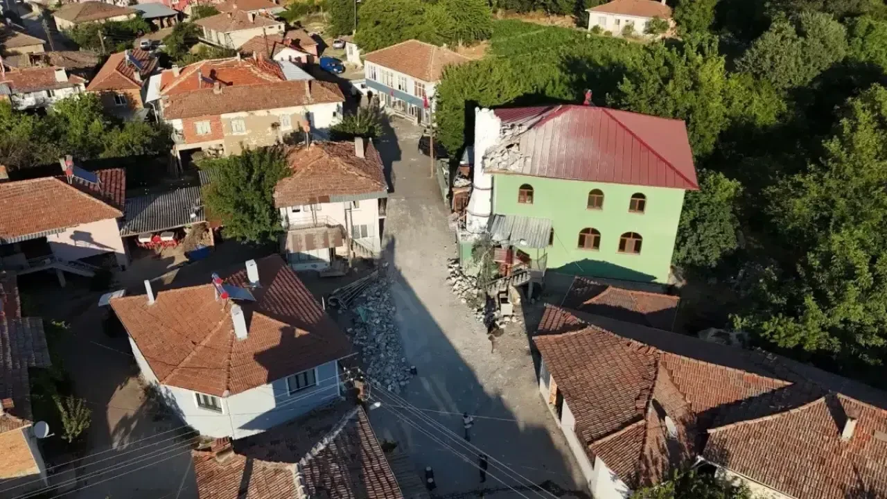 Balıkesir ve Kütahya'da deprem riskine dikkat!