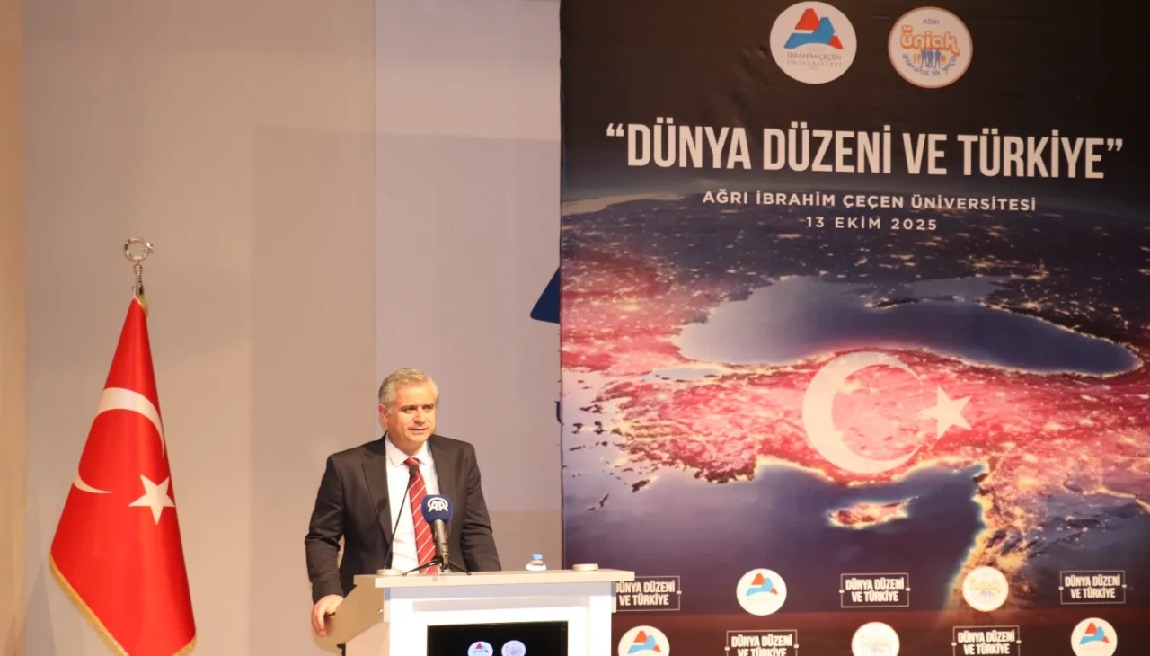 AK Parti Genel Başkan Yardımcısı Yalçın Ağrı’da öğrencilerle buluştu