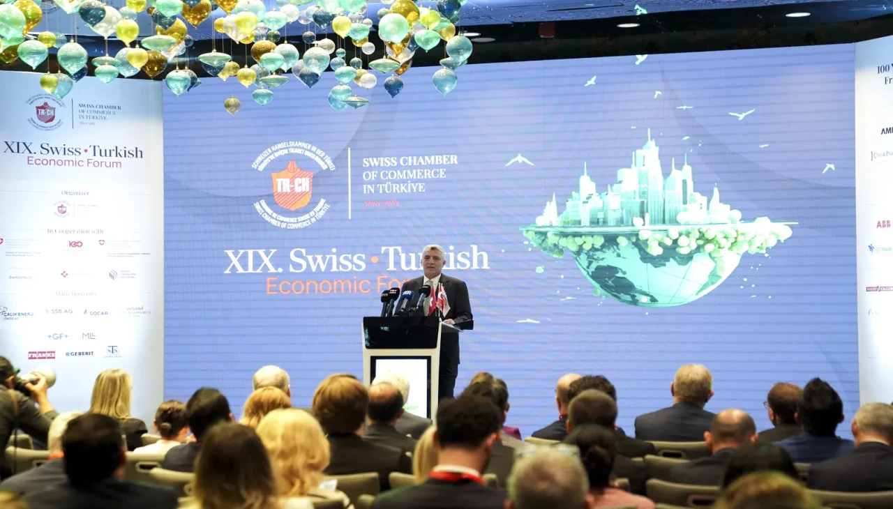 Bakan Bolat Türkiye-İsviçre Ekonomi Forumu'nda ticaret hacmini duyurdu