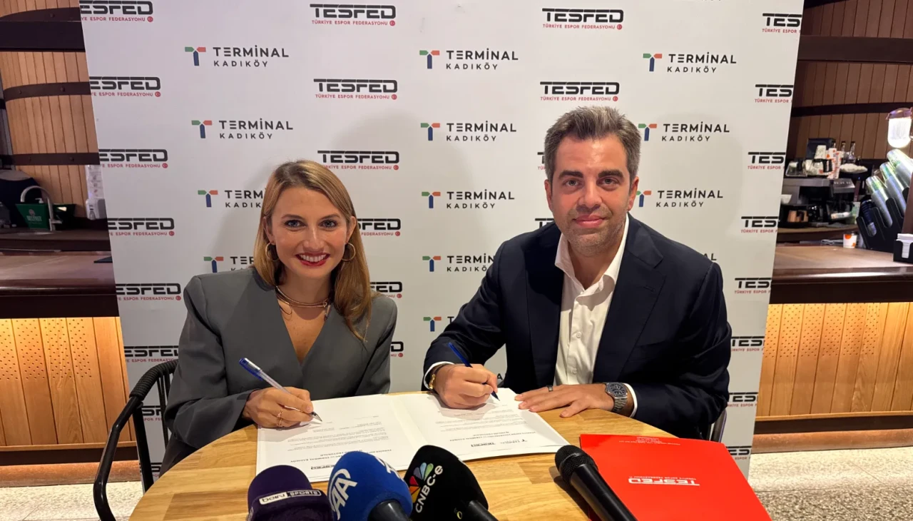 İstanbul Espor Merkezi oluyor: TESFED ve Kadıköy iş birliği