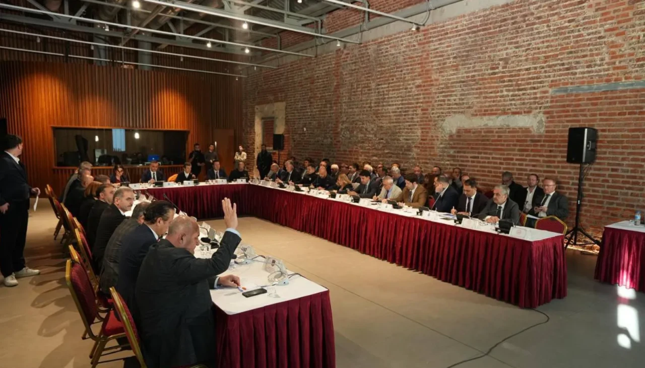 Metrobüs artık özel günlerde FSM Köprüsü'nü kullanacak