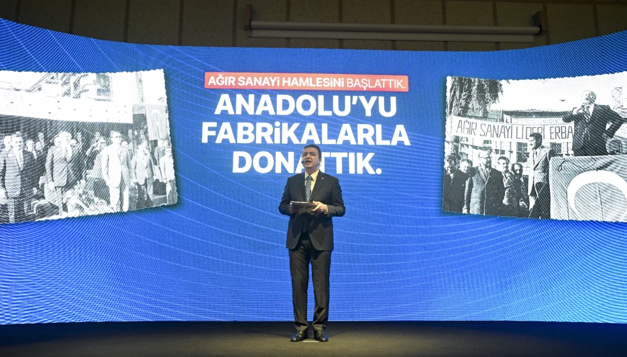 Saadet Partisi "2025-2035 Türkiye Kalkınma Planı" paneli düzenledi