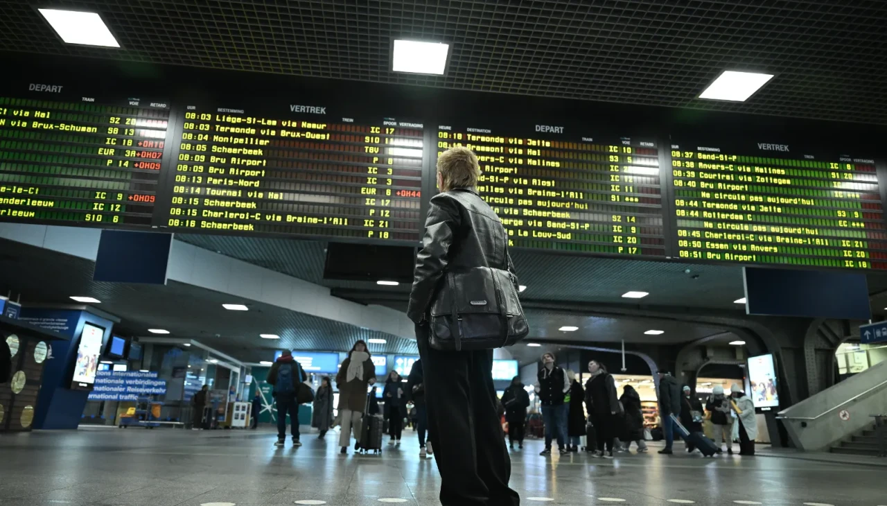 Belçika'da "Kasım Çağrısı" grevi: Hayat durma noktasına geldi