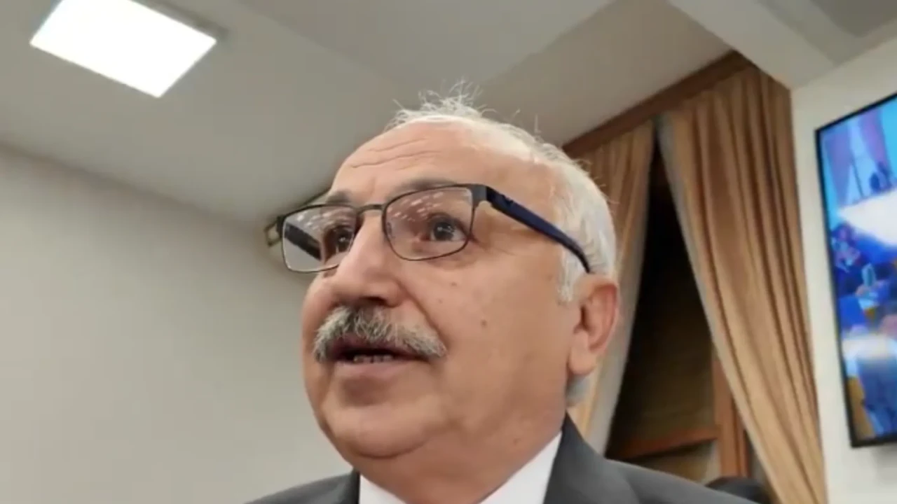 CHP'li Talat Dinçer : Piyasa yangın yeri, 2025 yıl sonunda kepenkler inmeye hazırlanıyor