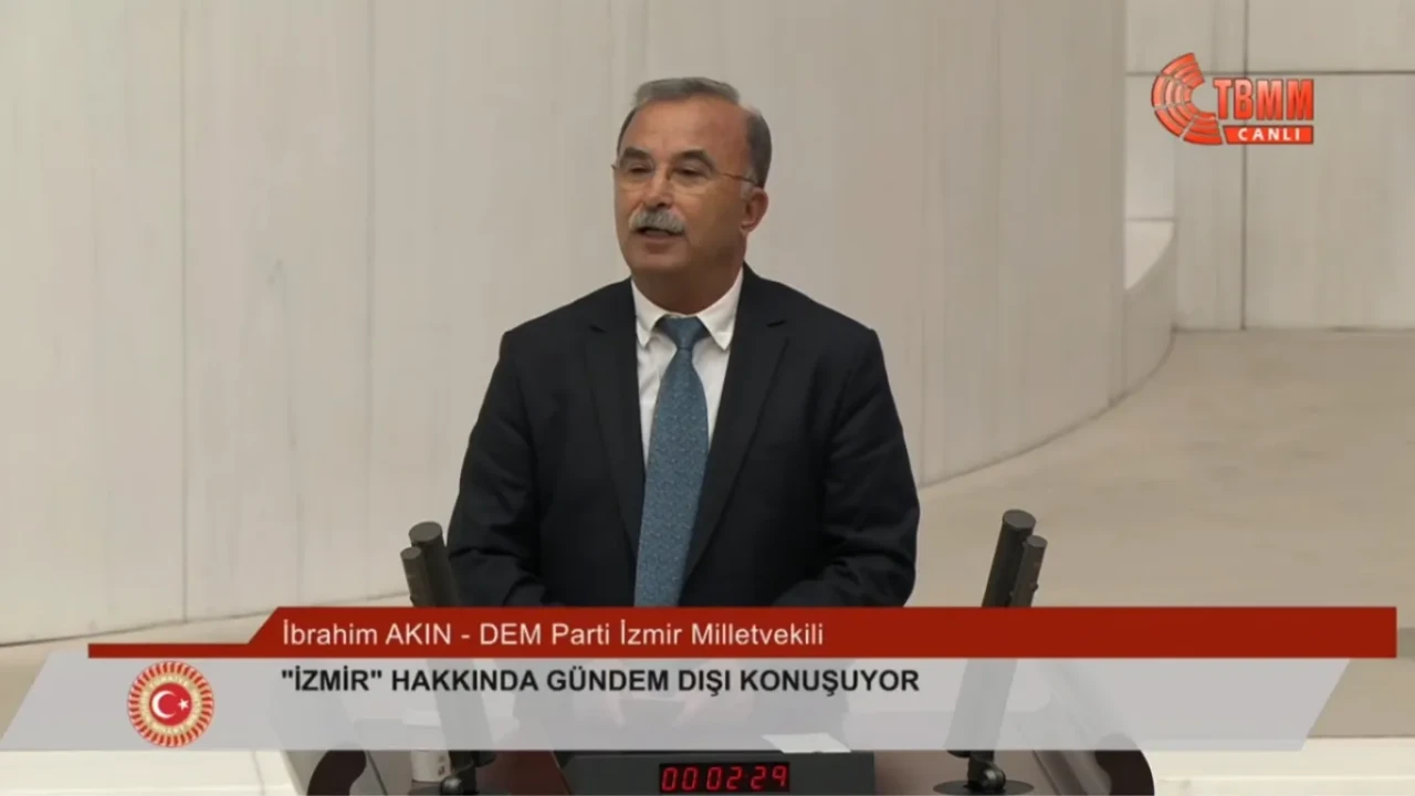 İbrahim Akın'dan Tunç Soyer'e çağrı: İzmir’in acil sorunları TBMM gündeminde