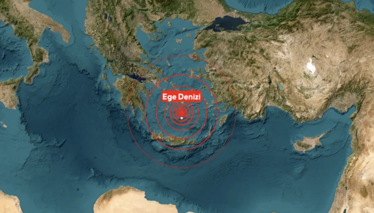 Ege Denizi'nde 4,6 büyüklüğünde deprem! Can ve mal kaybı yok
