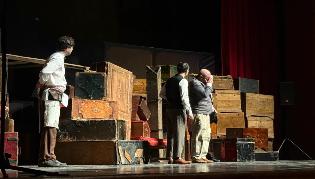 Serkan Keskin’li “Cimri” Bursa’yı kahkahaya boğdu