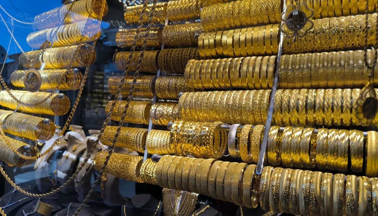 Fed tutanakları altını baskılıyor: Gram altın yüzde 0,2 geriledi