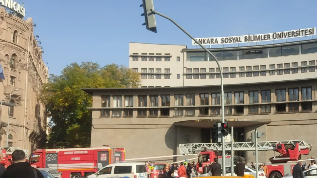 ASBÜ'de yangın söndürme sistemi teknik arıza nedeniyle devreye girdi