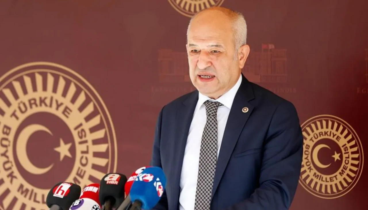 Ali Fazıl Kasap: 3-5 dakikalık muayenelerle hastalar mağdur oluyor