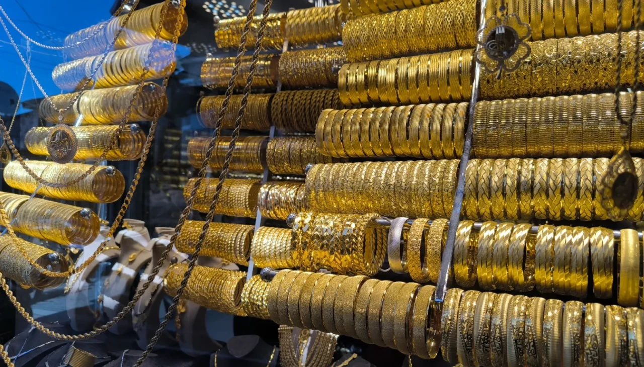 Gram Altın 5 Bin 370 lira ile düşüşte: Ons fiyatı 3.974 doları buldu