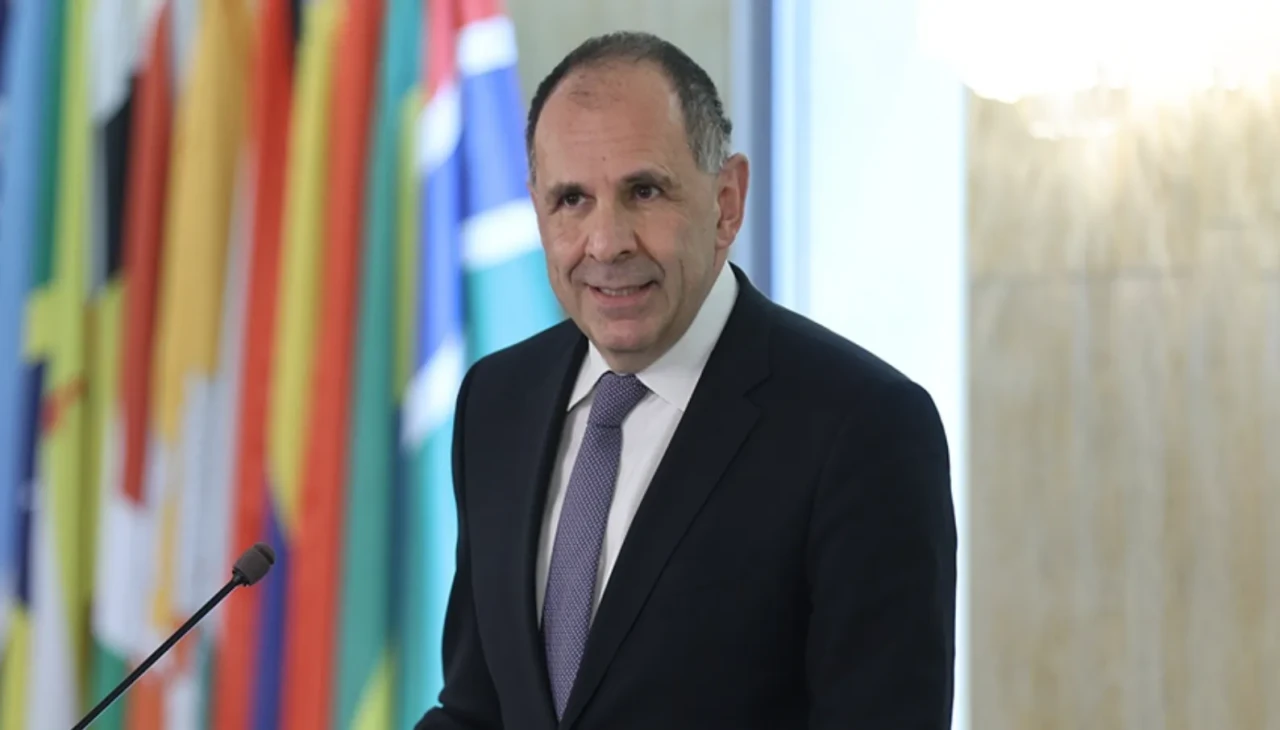 Yunanistan Dışişleri Bakanı'ndan Filistin için acil barış çağrısı