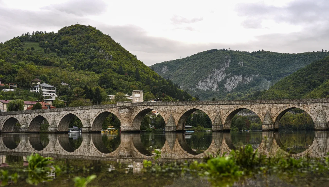 Mimar Sinan'ın dehası: 450 yıllık Drina Köprüsü zamana meydan okuyor