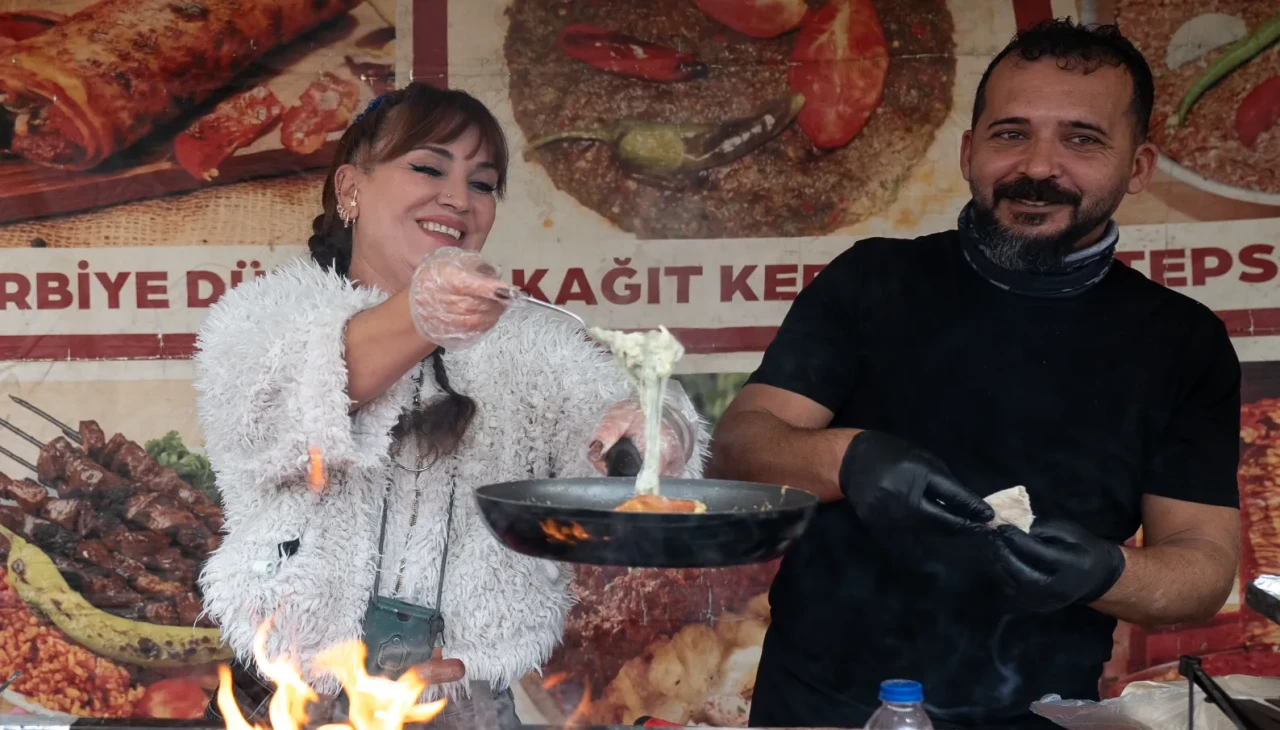 Ankara'da davul zurna eşliğinde "Peynir ve Kahvaltı Festivali" başladı