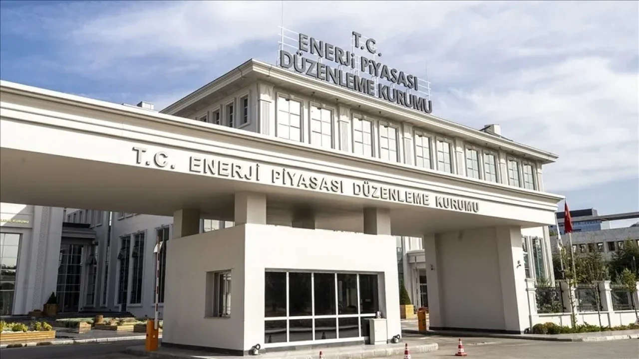 EPDK'dan 21 şirkete yeni lisans! Elektrik, petrol ve LPG piyasalarında neler değişecek?