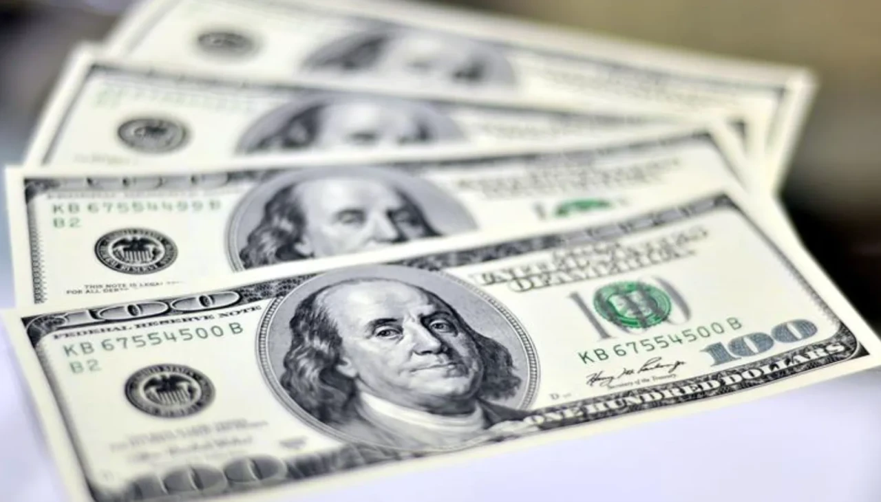 Serbest piyasada döviz kurları: Günün ilk rakamları
