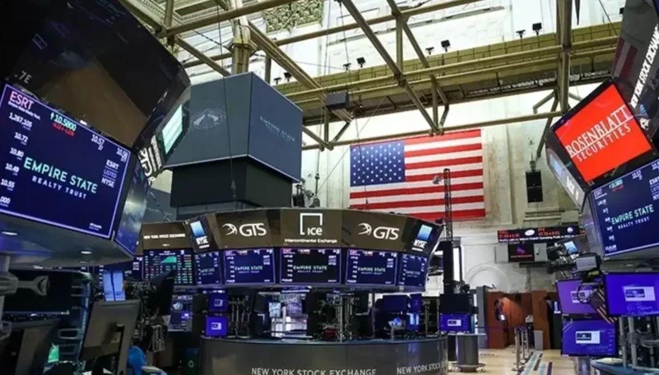 Fed'in faiz indirimiyle New York Borsası yükselişe geçti