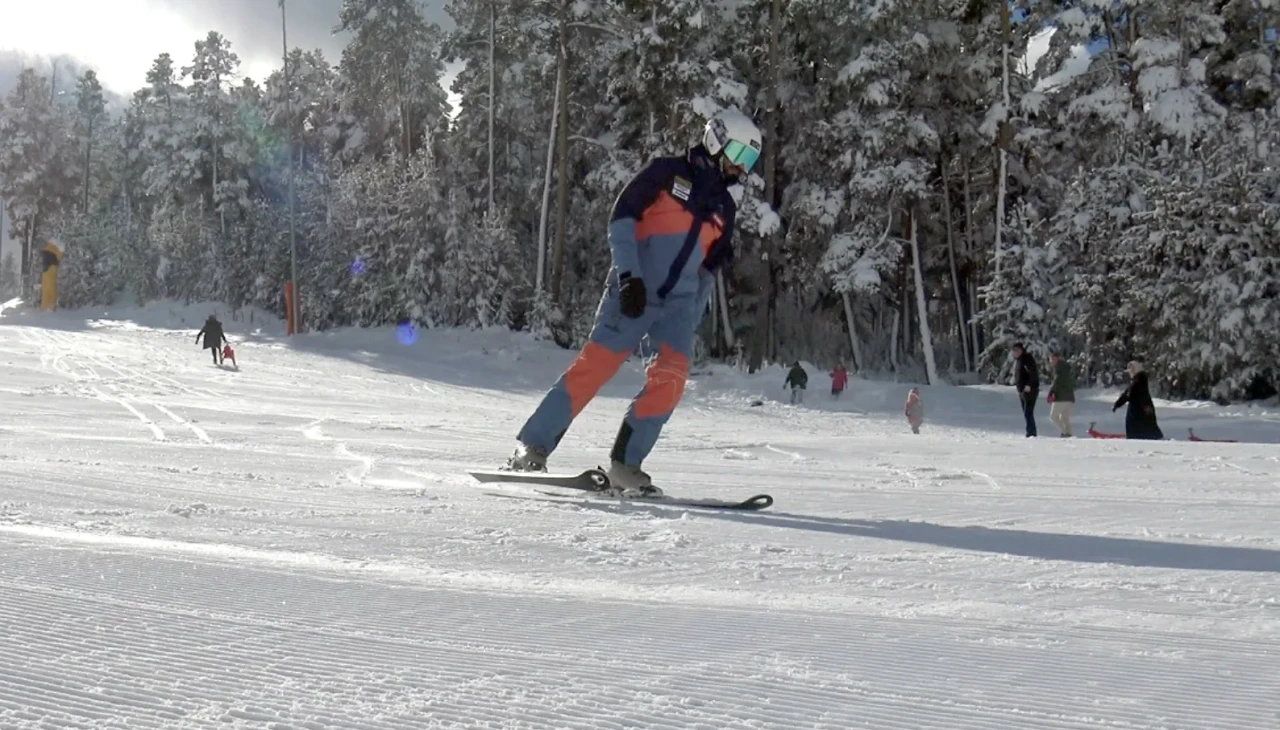 Palandöken ve Sarıkamış’ta kayak sezonu bazı pistlerde başladı