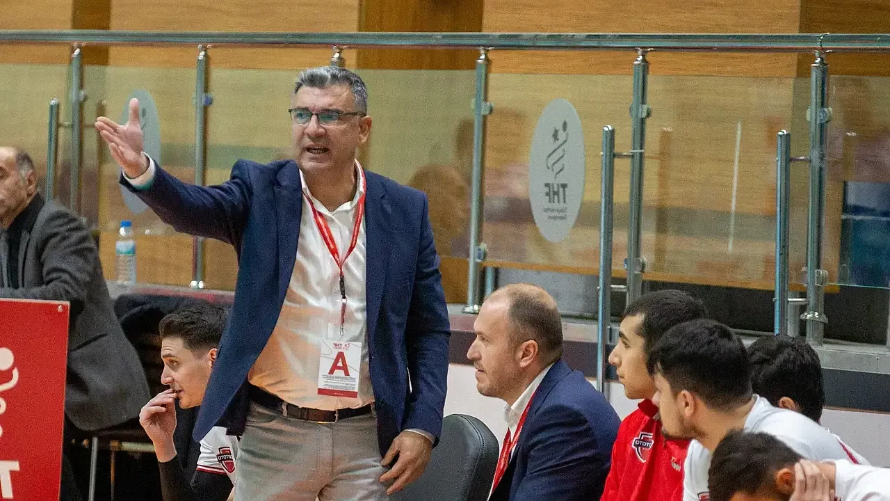 Başantrenör Serdar Seymen kalp krizi sonucu hayatını kaybetti