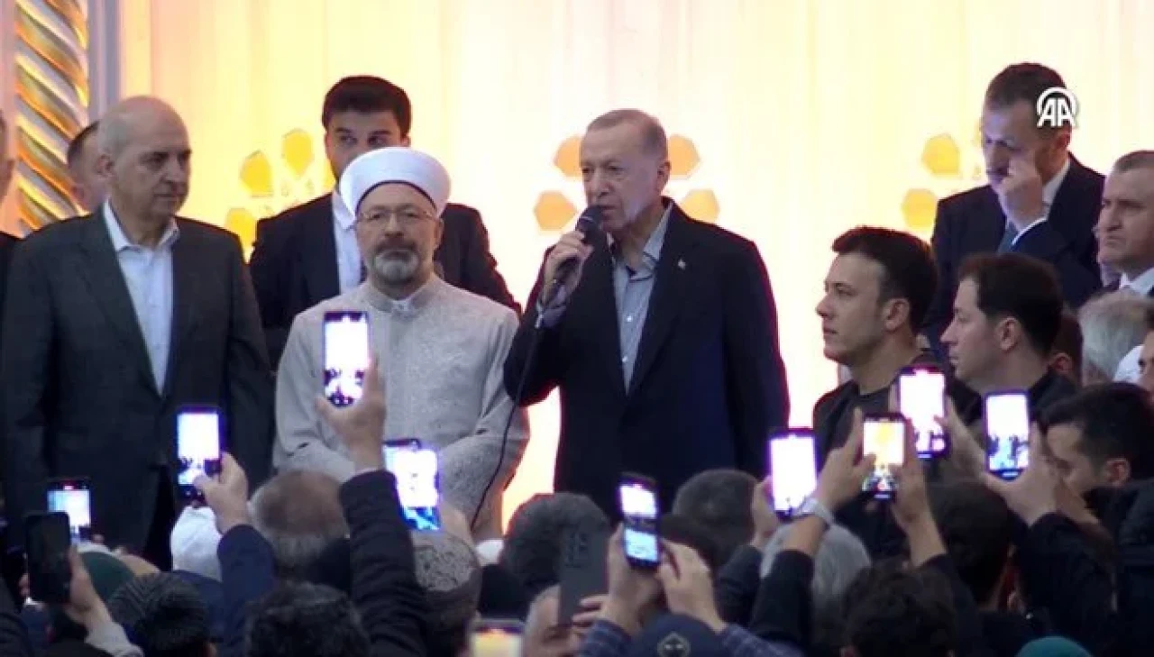 Erdoğan :Devletimiz, çağrı yapılmasını sağlayarak üzerine düşeni yapmıştır. Şimdi sıra, örgütün çağrıya amasız fakatsız uymasına gelmiştir