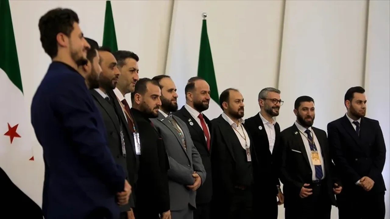 Suriye’de Cumhurbaşkanı Şara’nın ilk kabinesi açıklandı
