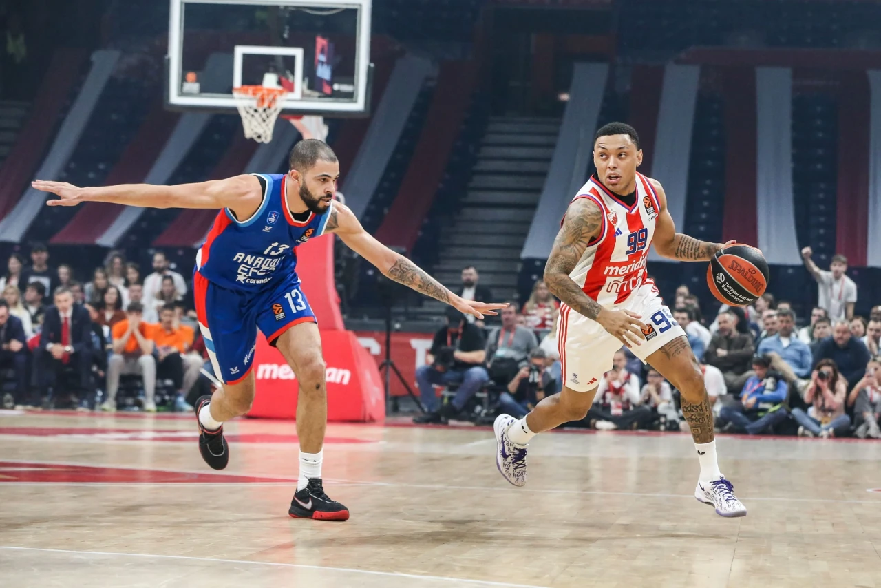 Anadolu Efes, Belgrad'da uzatmada kazandı: 97-96