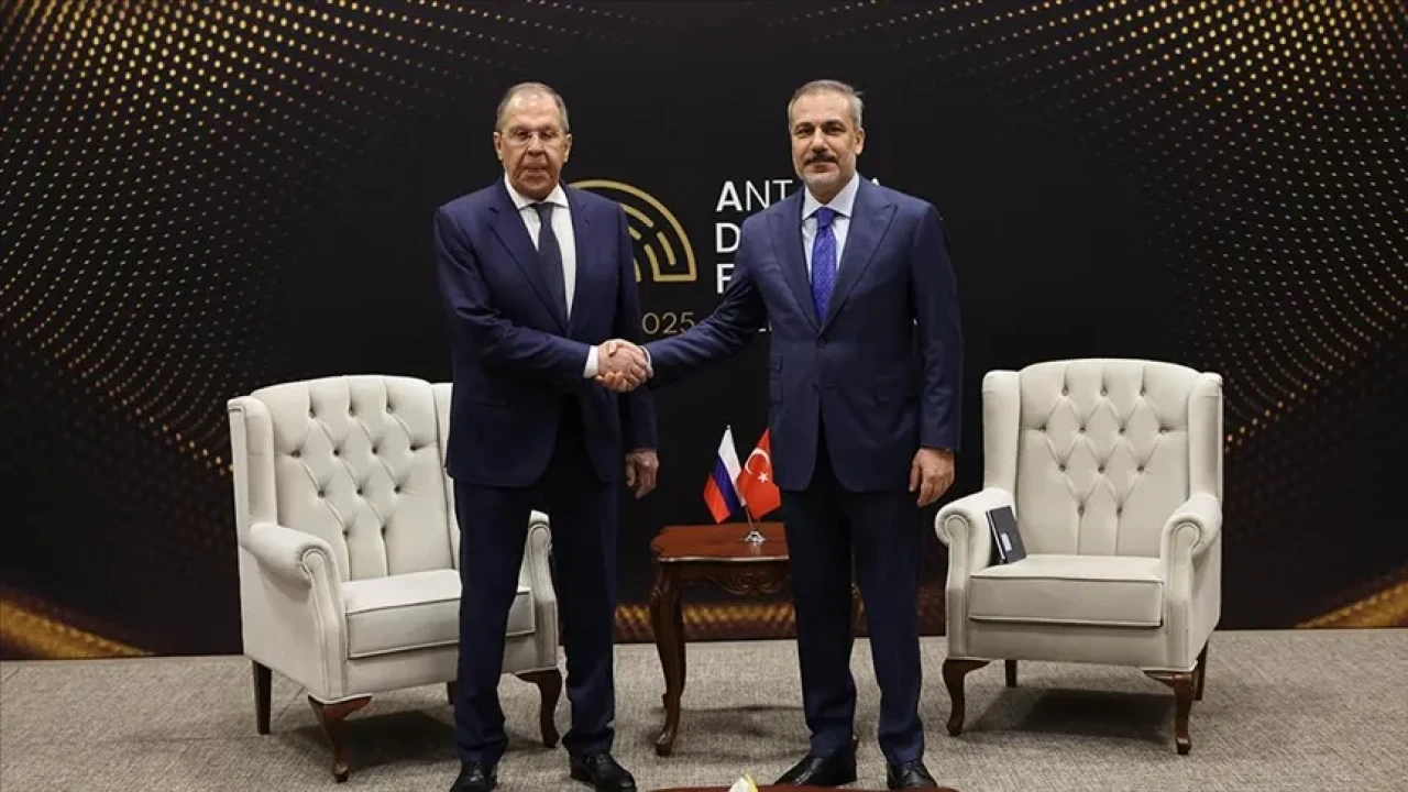 Fidan, Lavrov ve Cassis ile Antalya’da görüştü