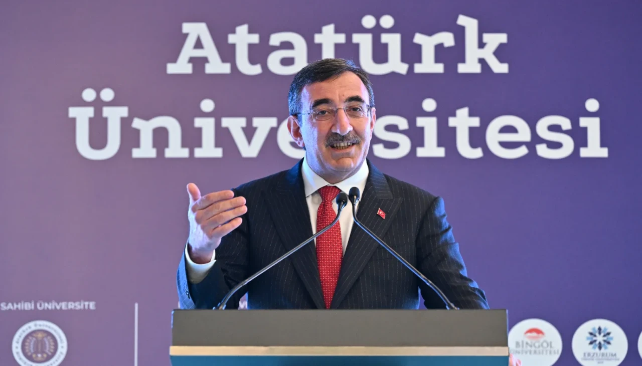 Cumhurbaşkanı Yardımcısı Yılmaz: "Savunma sanayisinde yüzde 80 yerlilikle devrim yaptık"