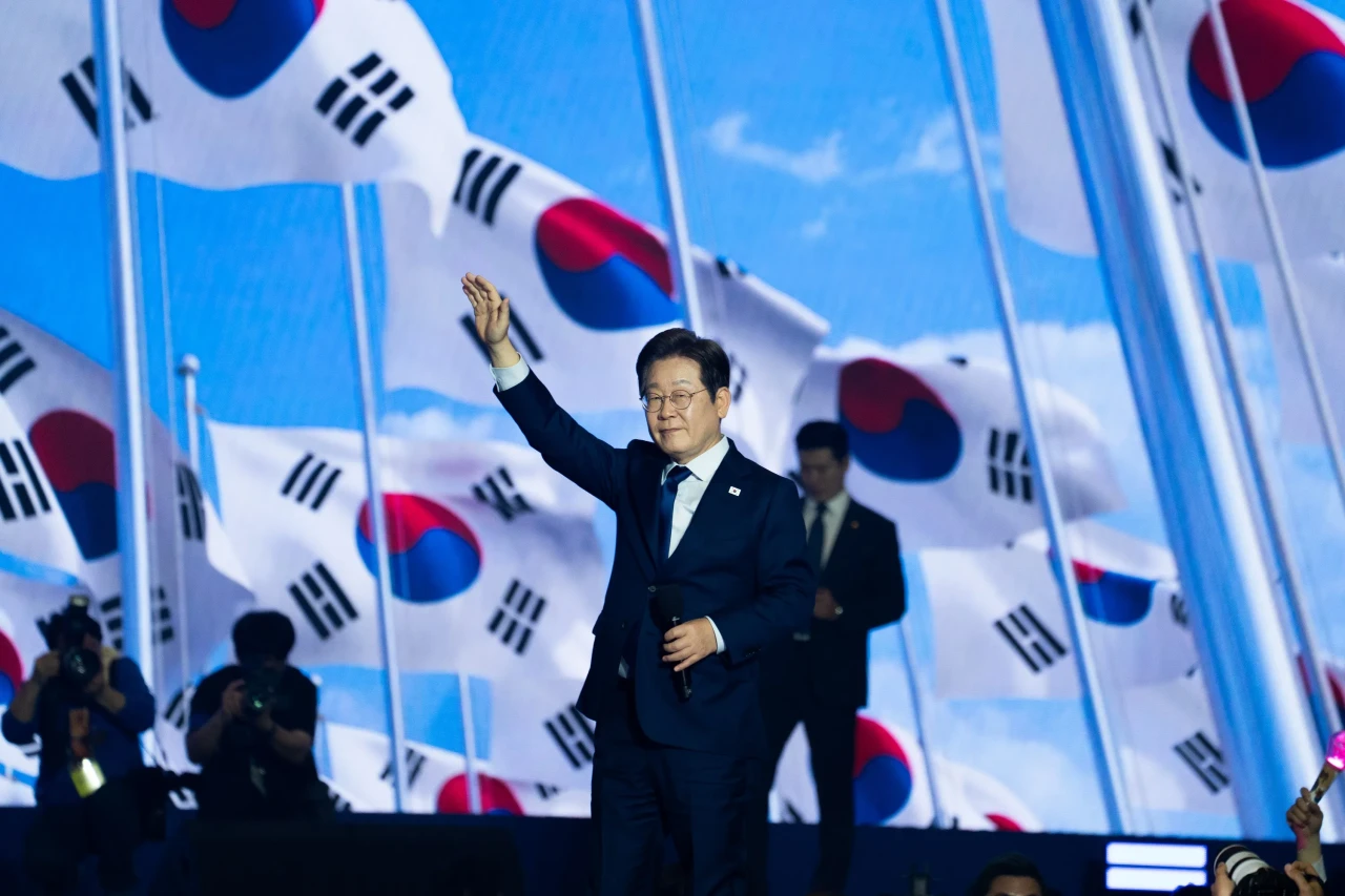 Lee Jae-myung Güney Kore’de Demokrat Parti’nin devlet başkanı adayı oldu