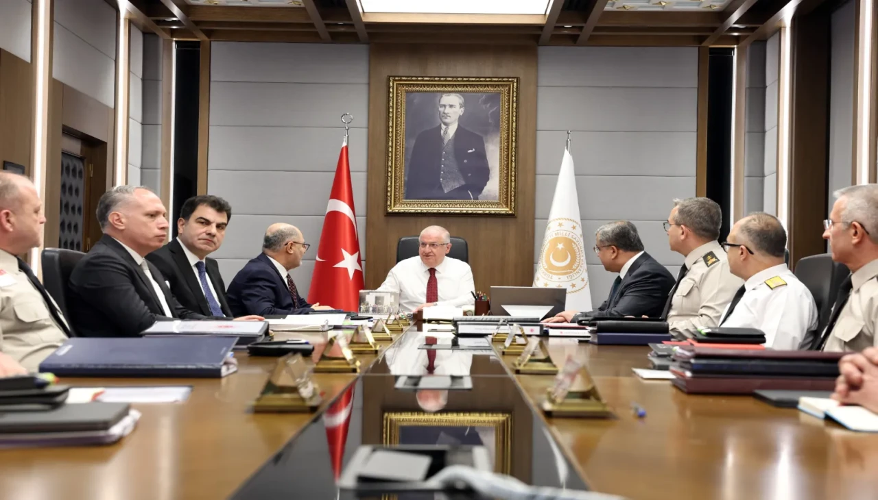 Bakan Güler: Terörle mücadelede kararlılığımız devam edecek