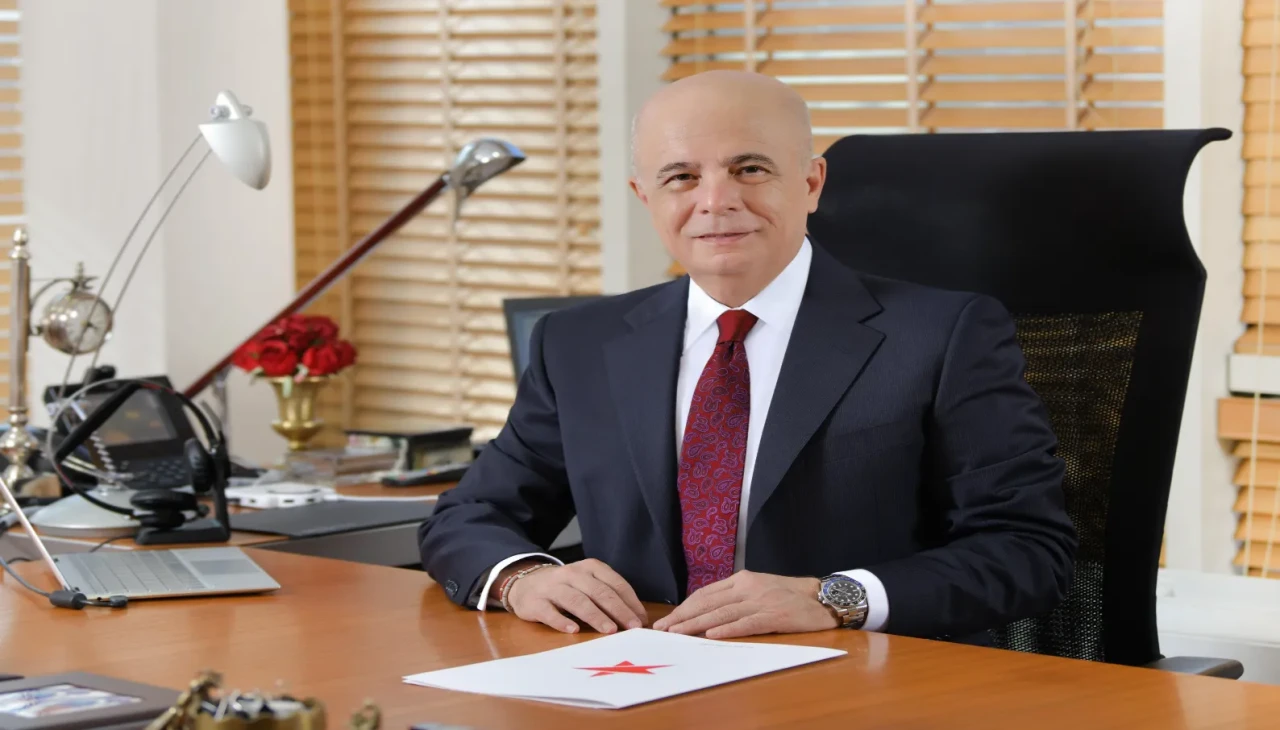 Yıldız Holding'te yönetim değişikliği; Mehmet Tütüncü, Ali Ülker'den görevi devraldı
