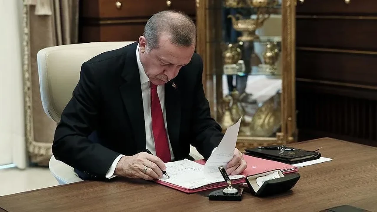 13 üniversitenin rektörlük görevine yeni isimler atadı