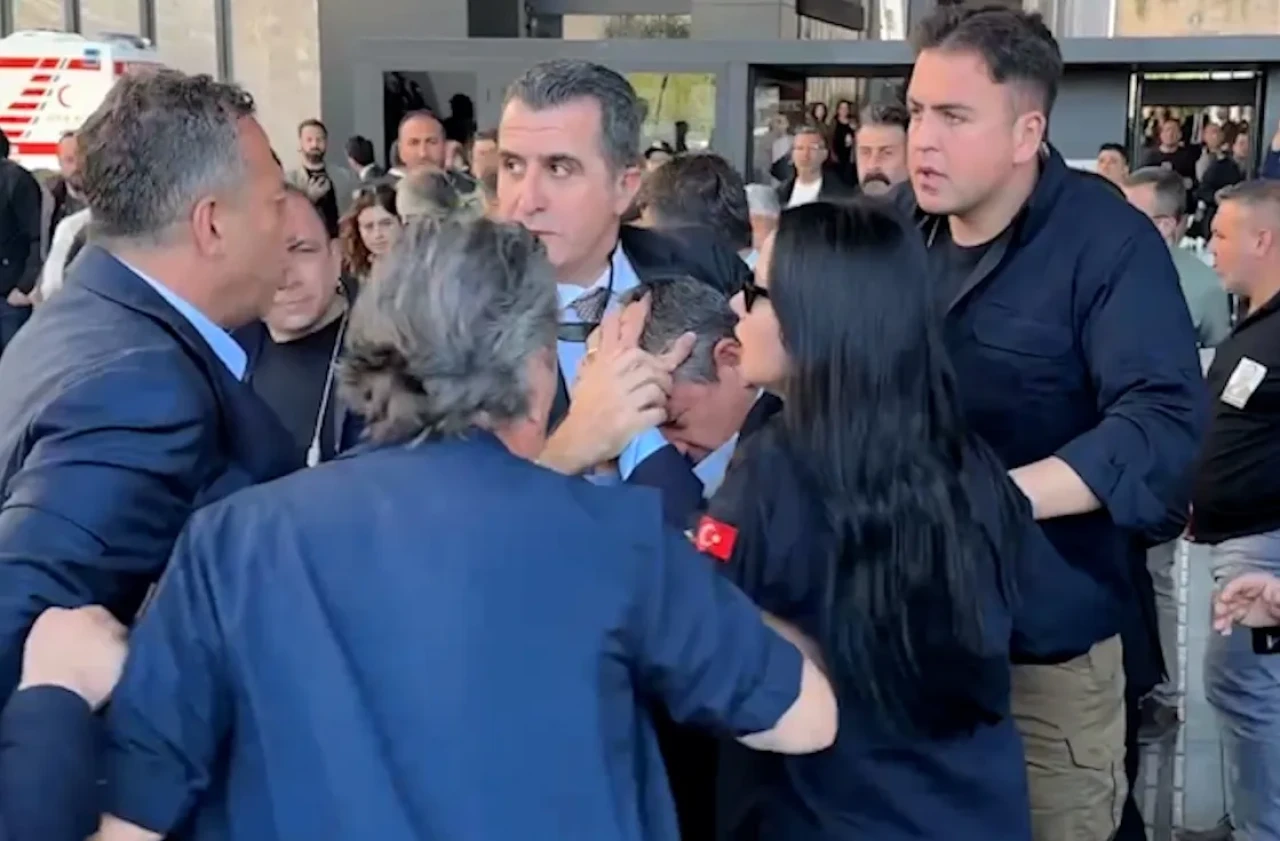 AKM çıkışında saldırıya uğrayan Özgür Özel'in sağlık durumu iyi