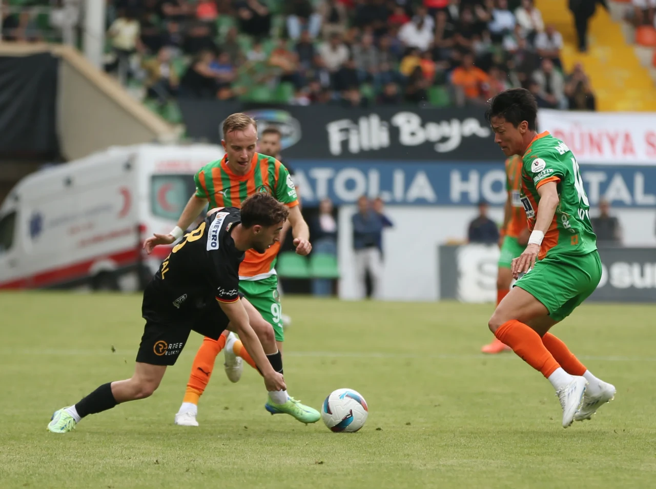 Alanyaspor ve Kayserispor, 1-1 berabere kaldı
