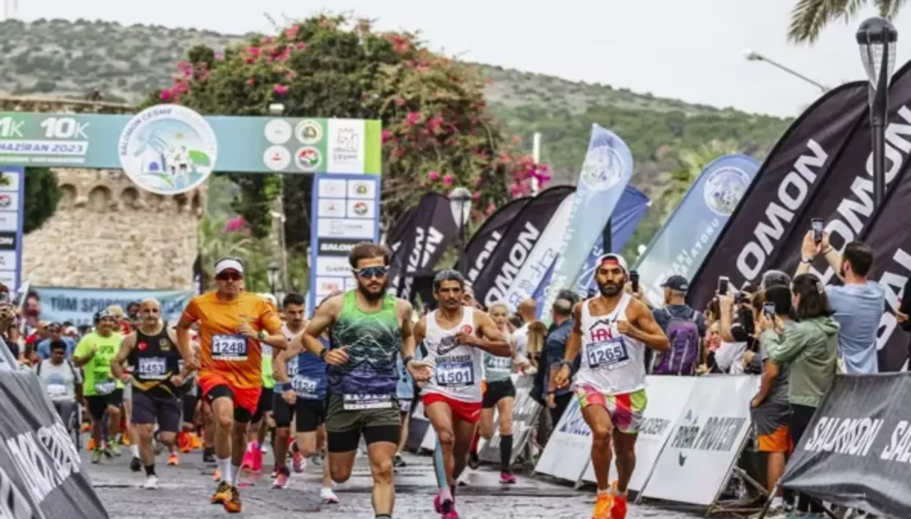 Spor ve turizm Çeşme’de buluşuyor: Salomon Maratonu geri dönüyor