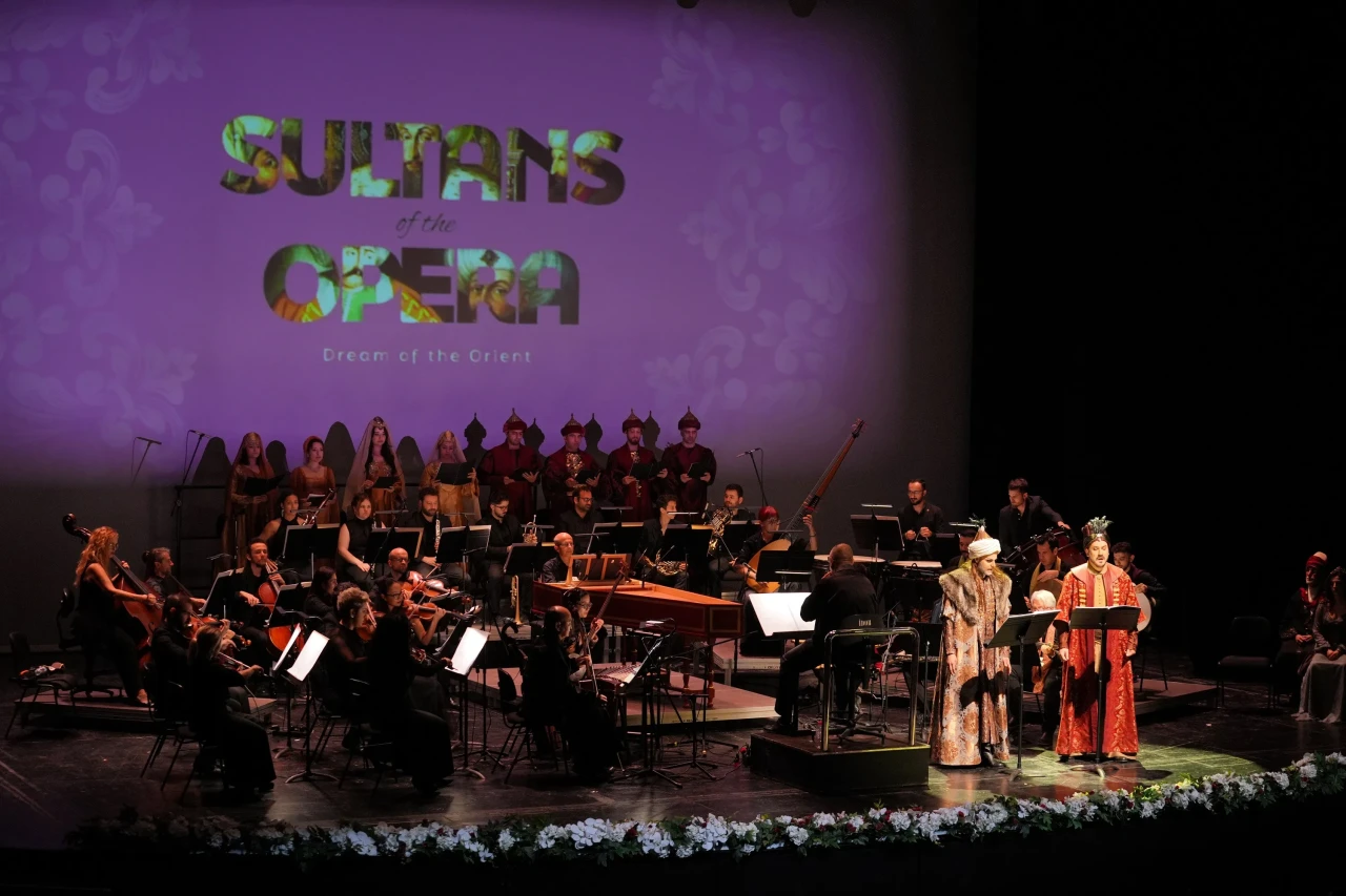 Sultans of the Opera konseri, Osmanlı temalı tarihi operaları yeniden canlandırdı